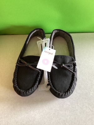 Cat & Jack, Comfy Slippers, Size 4, LOT of 2, New, Retail - $15