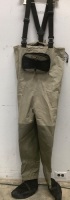 Mens Waders, Size Medium, E-Comm Return