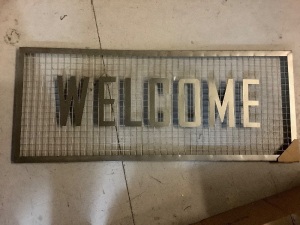 Metal Welcome Sign Home Decor, Appears New