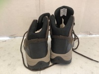 Columbia Womens Boots, Size 8.5, Appears New