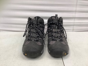 Mens Shoes, Size 11, E-Comm Return