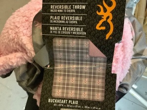 Buckheart Plaid Reversible Throw, Appears New