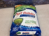 Scotts Turf Builder Crabgrass Preventer with Lawn Food Covers&nbsp;15000sq ft - Appears New&nbsp;