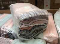Case of (14) Light Pink & Blue&nbsp;Towels with Golfer Embroidered Plaid Edges, Set of 4&nbsp;- New