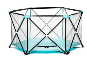 Regalo Six Panel My Play Portable Playard , Like New, Retail - $69.99