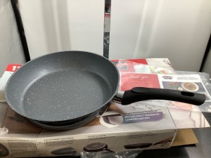 SUNHOUSE, Fordged Aluminum Frying Pan 11 Inches, Appears New