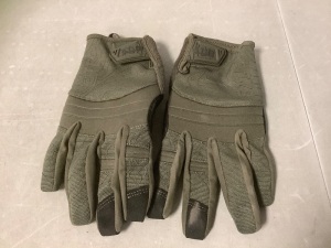 Touch Screen Compadible Competition Shooting Gloves - Hanging Hook Broken