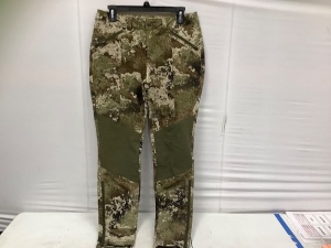 Lot of Womens Camo Pants, Shirt