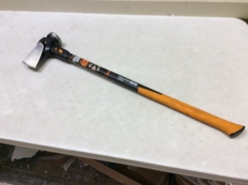 Fiskars Pro IsoCore Maul Splitting Face 8 Pound 36 Inch - Unknown Condition