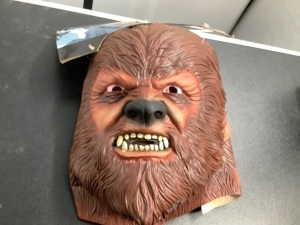 Monsters Wolfman Mask, Appears New