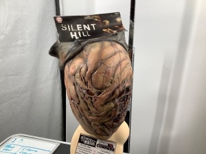 Silent Hill Rubber Mask, Appears New