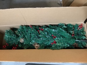 Holiday Christmas Tree, Size Unknown, Ecommerce Return
