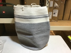 Woven Laundry Hamper - E-Comm Return, Appears New 