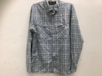 Under Armour, Mens Medium, Long Sleeve Plaid Shirt w/ Heatgear