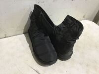 Black Snow Boots, Size 41&nbsp;
