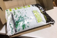 Snow Joe&nbsp;MELT&nbsp;50 Lb. Resealable Bag Premium Environmentally-Friendly Blend Ice Melter w/ CMA - Appears New&nbsp;