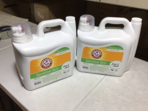 Lot of (2) Arm & Hammer Sensitive Skin Free & Clear, 140 Loads Liquid Laundry Detergent, 210 Fl oz - New 