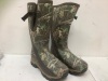 Camo Muck Boots, 10M