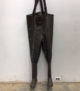 Mens Boot Foot Chest Waders, Size 10