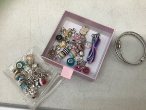 Charm Bracelet Kit, Appears New