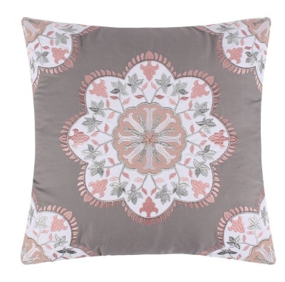 Belhaven Medallion Decorative Pillow PINK - Levtex Home, Like New, Retail - $31.99