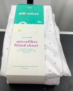 Pillowfort Microfiber Fitted Sheet, Gray Dot, Twin, E-Commerce Return/Appears New