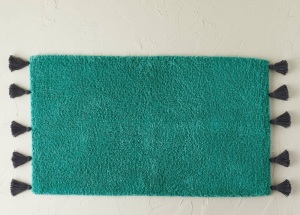 20"x32" Natural Scallop Tufted Bath Rug Teal - Opalhouse™designed with Jungalow, New, Retail - $20