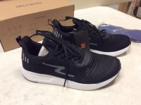 SelfieGo Men's Running Shoes with Extra Insoles, Size 9.5 - New&nbsp;
