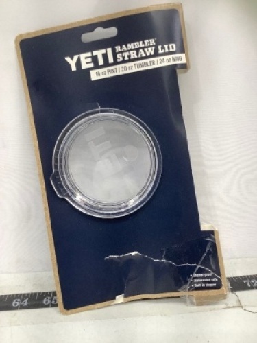 Yeti Replacement Lid & Straw, E-Comm Return