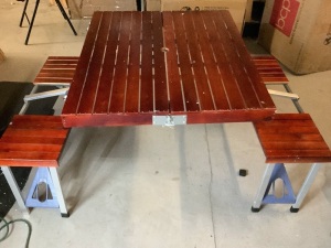 Folding Picnic Table w/ 4 Seats, Appears New