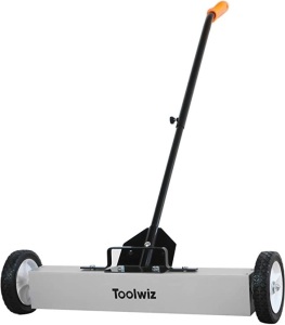 Toolwiz 24" Large Magnetic Sweeper with Release - New