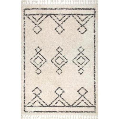 nuLoom Mackie Moroccan Diamond Shag Off-White 5 ft. x 8 ft. Area Rug. Appears New