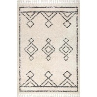 nuLoom Mackie Moroccan Diamond Shag Off-White 5 ft. x 8 ft. Area Rug. Appears New