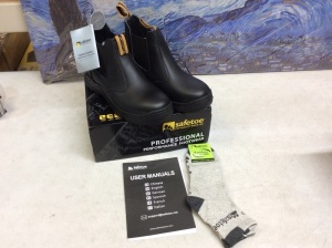 Safetoe Professional Performance Footwear, Slip/Oil Resistant, Shock Absorption, Size 9 - Appear New