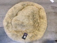 Self-Warming Shag Fur Calming Pet Bed w/ Water-Resistant Lining - Brown, E-Commerce Return