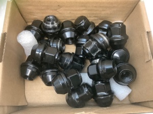 Box of Lugnuts, Appears New