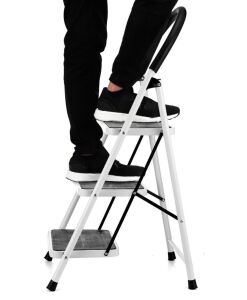 Folding Step Ladder