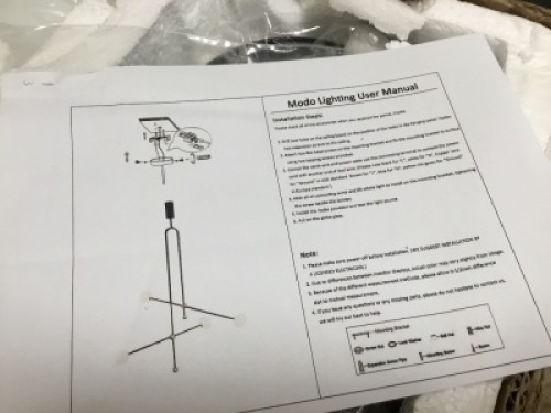Modo Lighting Pendant Light - E-Comm Return, Appears New&nbsp;
