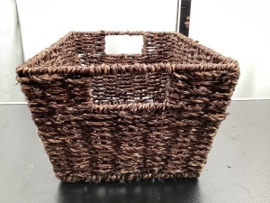 Lot of 4 Wicker Storage Baskets w/ Handles