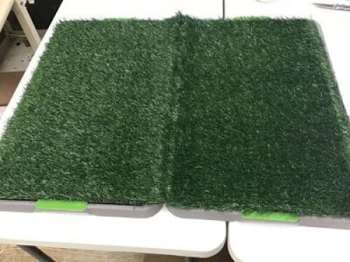 Puppy Potty/Mat, Artificial Grass Looks and Feels Real, Toilet Training,&nbsp;Indoor Pet Potty - Appears New