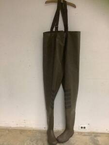 White River Fly Shop Waders, Mens 14, Defective - Rip