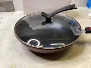 Wok Pan w/ Lid