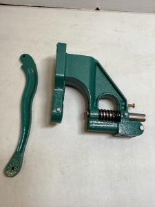 Grommet Press Machine w/ Grommets