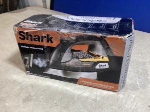 Shark Ultimate Professional Steam Iron 