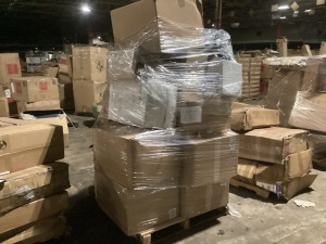 Pallet of E-Commerce Returns, Includes Mostly Lower Value Housewares 