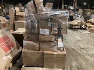 Pallet of E-Commerce Returns, Includes Mostly Lower Value Housewares