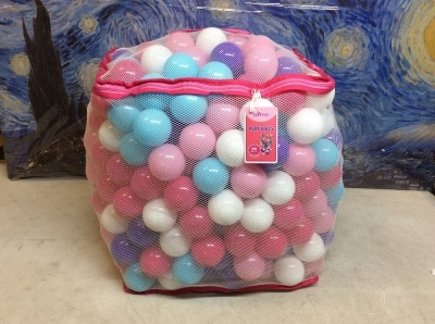 Click N' Play Value Pack of 400 Crush Proof Plastic Play Balls in Reusable and Durable Mesh Storage Bag - Appears New  