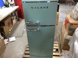 Galanz Retro Top Mount Refrigerator, Dual Door, Adjustable Mechanical Thermostat with True Freezer, 7.6 Cu Ft - Few Small Dents on Back