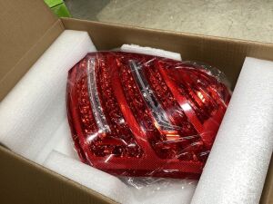 Mercedes S Class Tail Light Assembly 07-09