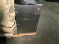 Vissani&nbsp;4.4 cu. ft. Freestanding Outdoor Refrigerator - Dented, Missing Top Hinge Cover&nbsp;